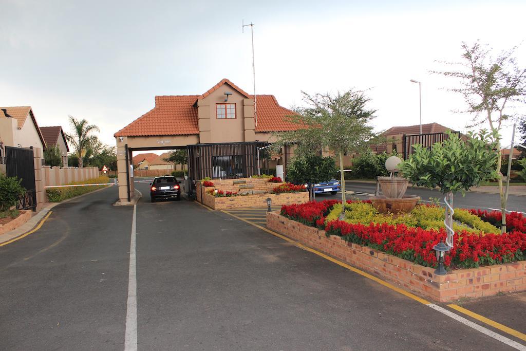 Topaz Cove Luxury Villas Edenvale Exterior foto